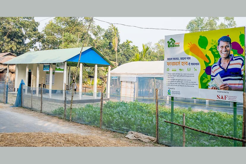 Standard Chartered empowers 3,500 farmers through Farming Smart Model Villages in partnership with SAF Bangladesh